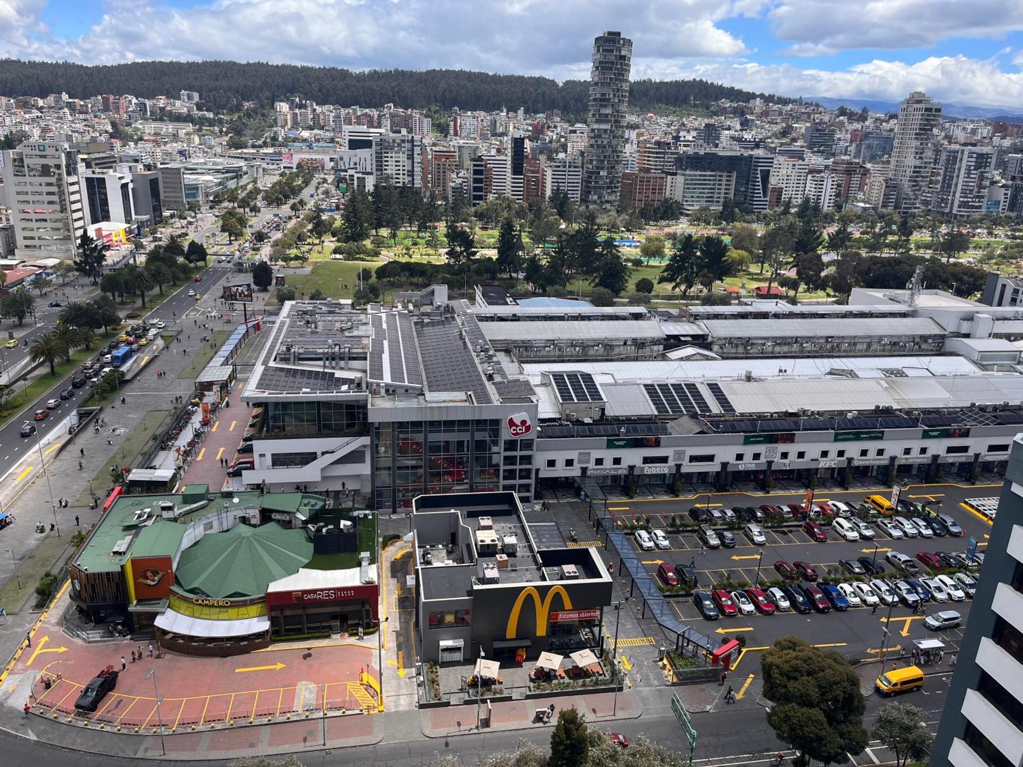 Suite Apartameto 1606 Espectacular Vista La Carolina, Piso 16 One - Quito Exteriör bild